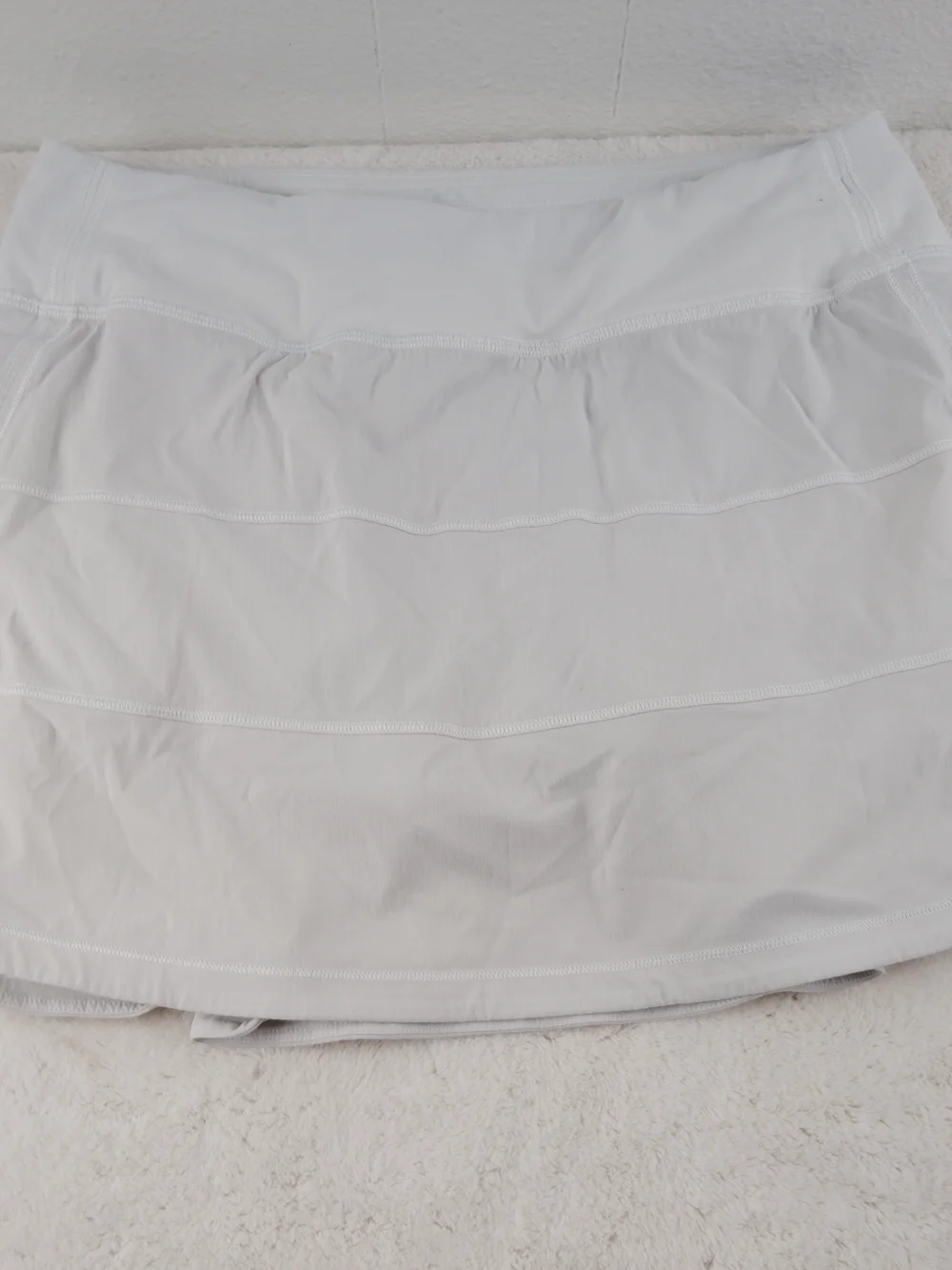 lululemon Bundle  Pace Rival Skirt MR Sz 6 Black & White 13